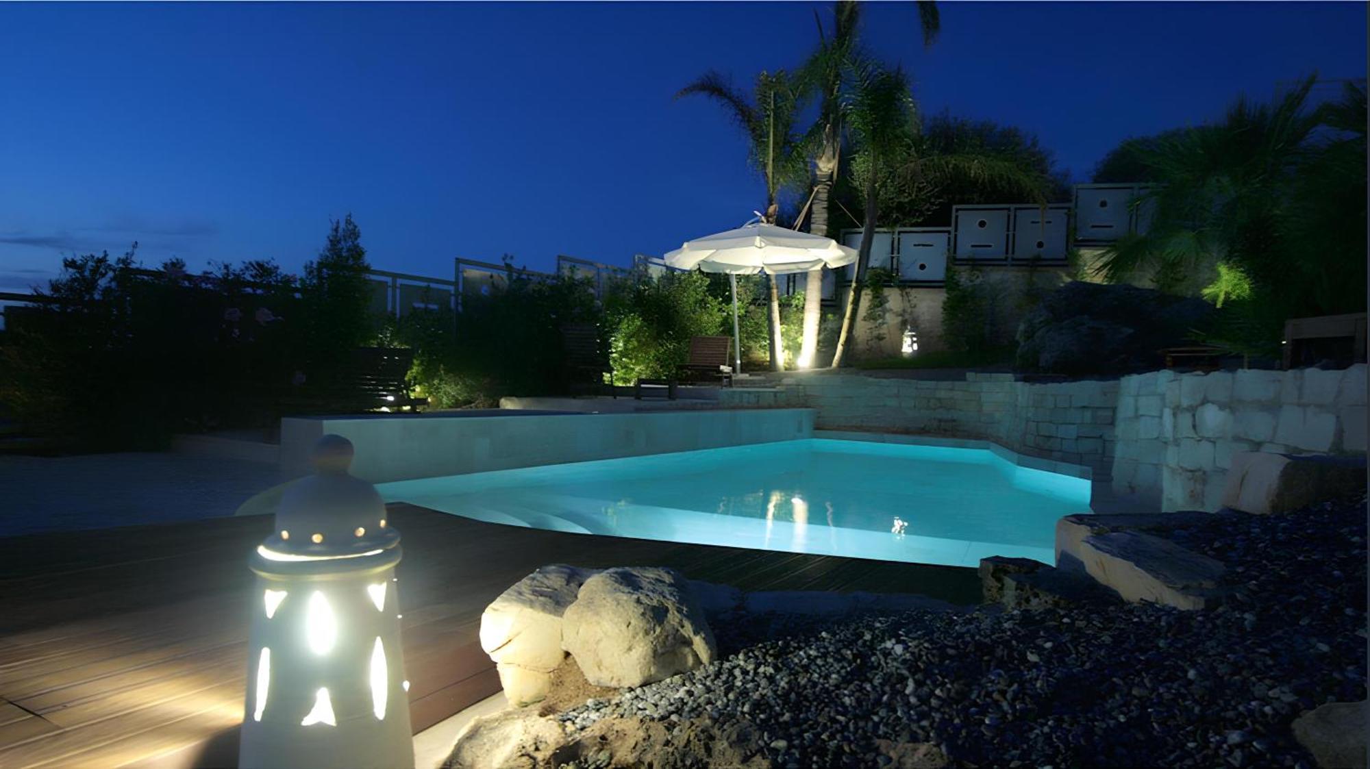 Villa Iside Конверсано Екстериор снимка