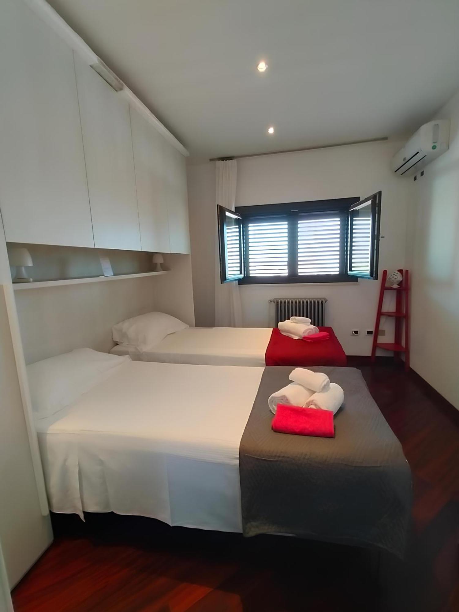 Villa Iside Конверсано Екстериор снимка